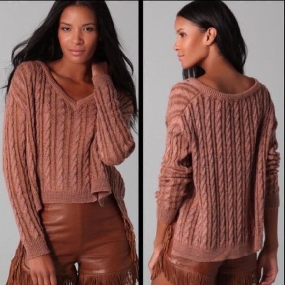Textile Elizabeth and James oversized cropped cable knit sweater size M - Picture 1 of 15